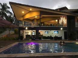 Nammbú Beachfront Bungalows