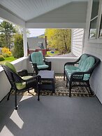 Moseley Cottage Inn & Town Motel