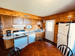 Horseshoe Bay Lodge