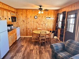 Horseshoe Bay Lodge