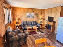 Horseshoe Bay Lodge