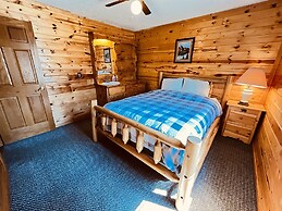 Horseshoe Bay Lodge