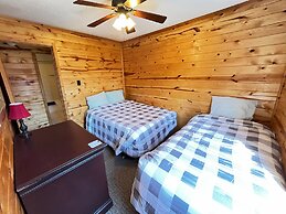 Horseshoe Bay Lodge