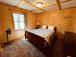 Horseshoe Bay Lodge
