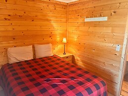 Horseshoe Bay Lodge