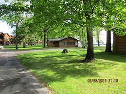 Horseshoe Bay Lodge
