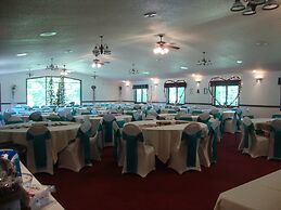 Horseshoe Bay Lodge