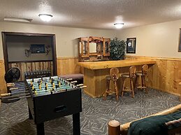 Horseshoe Bay Lodge