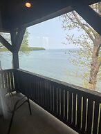Horseshoe Bay Lodge