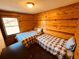 Horseshoe Bay Lodge