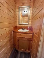 Horseshoe Bay Lodge