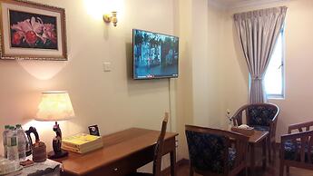 Grand Laurel Hotel