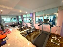 Grand Laurel Hotel