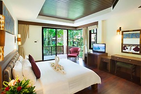 Khaolak Bay Front Resort