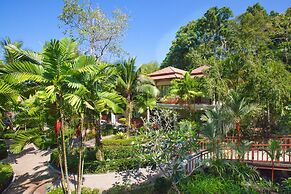 Khaolak Bay Front Resort