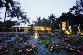 Khaolak Bay Front Resort