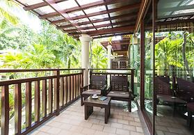 Khaolak Bay Front Resort