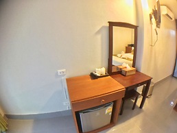 Srichada Hotel Khaolak