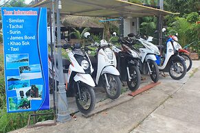 Srichada Hotel Khaolak