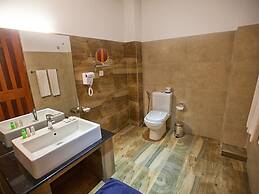 Oak Ray Regency Hotel