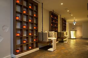 Hôtel des Arts Saigon - MGallery Collection