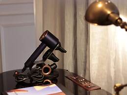 Hôtel des Arts Saigon - MGallery Collection