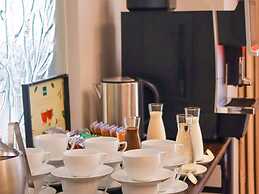 Hôtel des Arts Saigon - MGallery Collection