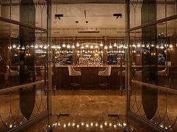 Hôtel des Arts Saigon - MGallery Collection