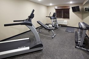 Gateway Park Hotel and Suites
