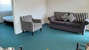 Central Motor Lodge
