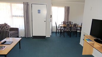 Central Motor Lodge