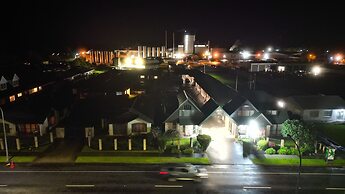 Central Motor Lodge