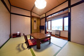 Kusatsu Onsen Kiyoshigekan