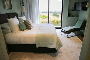 Kinloch Manor & Villas