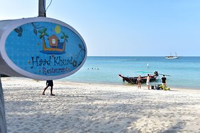 Haad Khuad Resort
