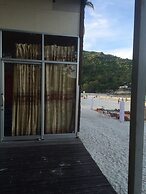 Supreeya Guesthouse - Hostel