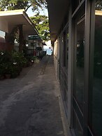 Supreeya Guesthouse - Hostel