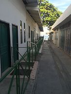 Supreeya Guesthouse - Hostel