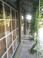 Supreeya Guesthouse - Hostel