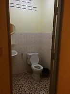 Supreeya Guesthouse - Hostel