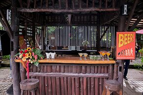 E-Outfitting Doikham Resort