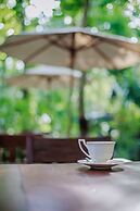 E-Outfitting Doikham Resort