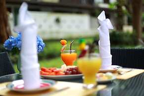 E-Outfitting Doikham Resort