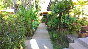 Happy Cottages Phuket