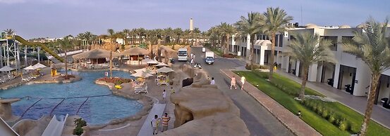 SENTIDO Reef Oasis Aqua Park Resort