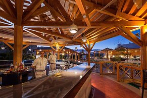 SENTIDO Reef Oasis Aqua Park Resort