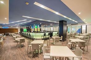 SENTIDO Reef Oasis Aqua Park Resort