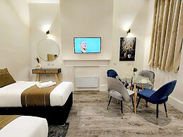 Hyde Park Superior Apartments