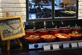 Luminor Hotel Jemursari by WH