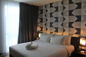 Luminor Hotel Jemursari by WH